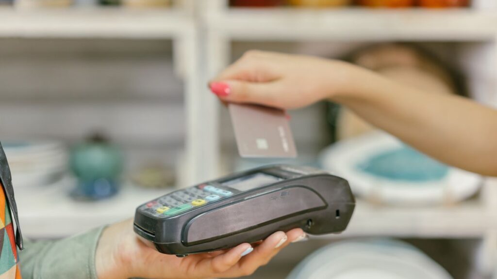Card payment terminal representing a fast casino withdrawal comparison